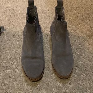 Women’s grey Toms ankle boots, size 9, wide